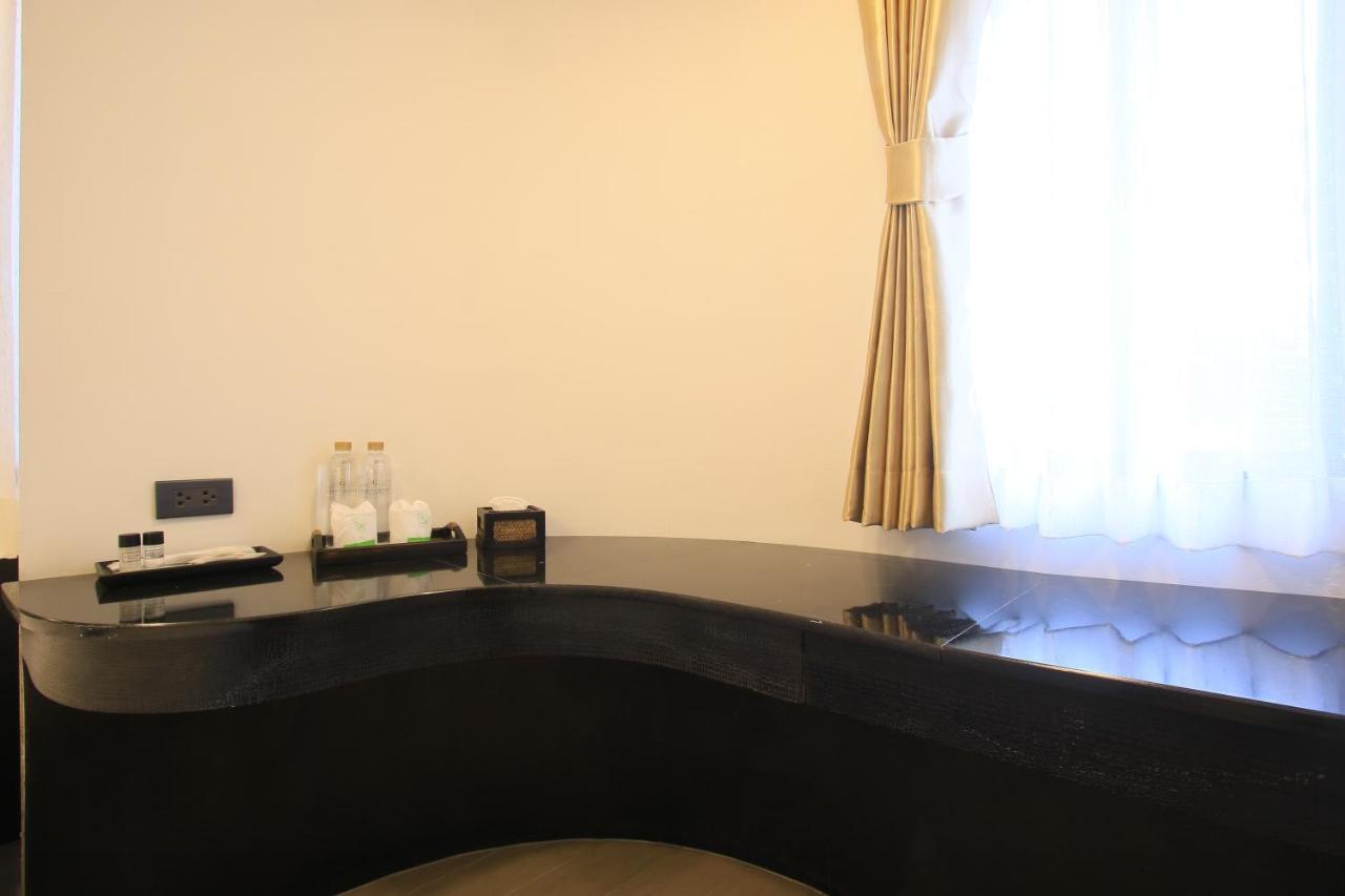 בנגקוק Pratunam Atrium Hotel מראה חיצוני תמונה